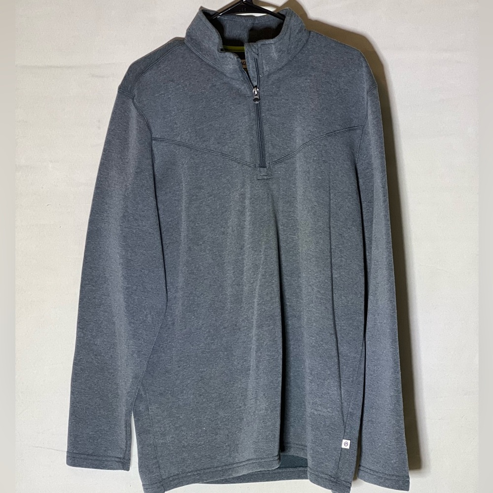 Magellan Men’s 1/4 zip pullover jacket. Color-Gray Size-L